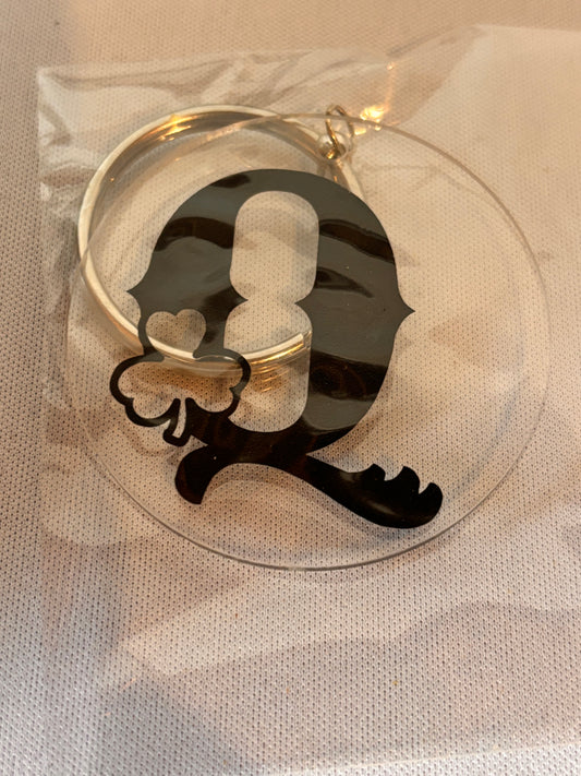 Q with Shamrock vinyl keychain