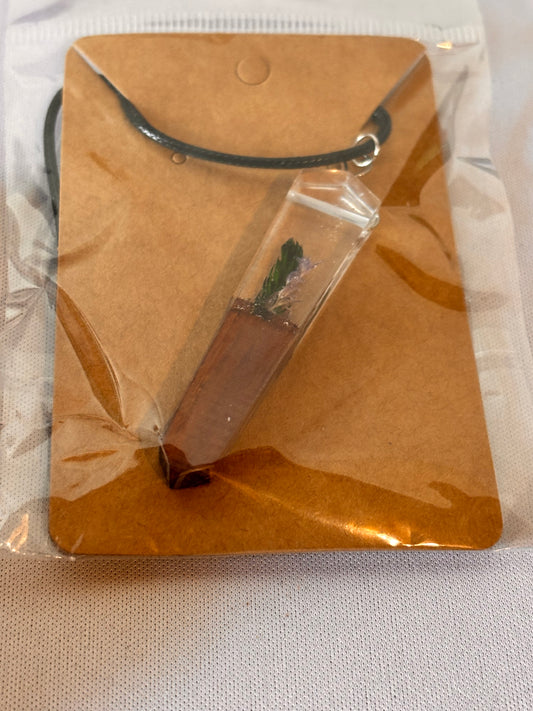 Wood with flower Resin Crystal necklace